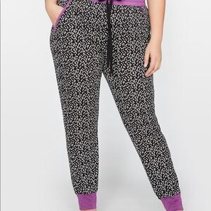 Pennington’s Pajama Bottoms Heart Print Size X